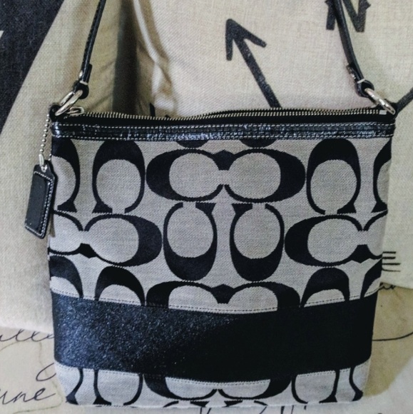 COACH File Signature Stripe Handbag w/Dustbag - Picture 2 of 7
